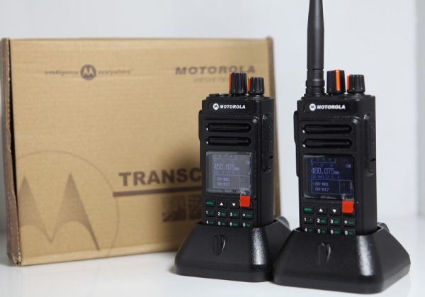 خرید قیمت بیسیم موتورولا CP-1600 برای فواصل سخت و بلند خرید قیمت بیسیم موتورولا CP-1600 برای فواصل سخت و بلند