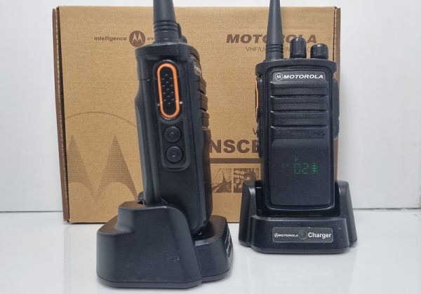 خرید قیمت بیسیم موتورولا 7100Plus-10w خرید قیمت بیسیم موتورولا 7100Plus-10w