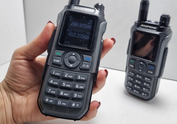 خرید فروش نمایندگی قیمت بیسیم باوفنگ UV21-ProV2 خرید فروش نمایندگی قیمت بیسیم باوفنگ UV21-ProV2