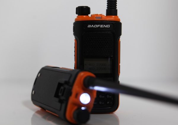 خرید فروش نمایندگی قیمت بیسیم باوفنگ BF-UV10 خرید فروش نمایندگی قیمت بیسیم باوفنگ BF-UV10