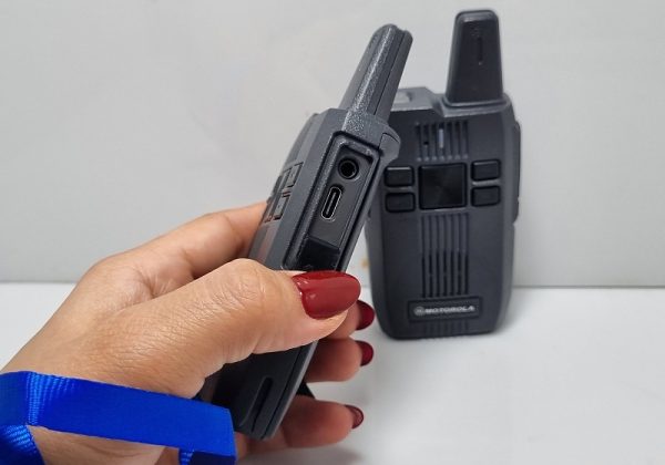 خرید قیمت بیسیم موتورولا موبایلی 666 M2 واکی تاکی آماتوری خرید قیمت بیسیم موتورولا موبایلی 666 M2 واکی تاکی آماتوری