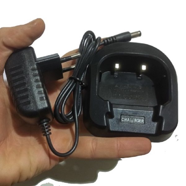 نمایندگی خرید فروش قیمت شارژر بیسیم باوفنگ UV82